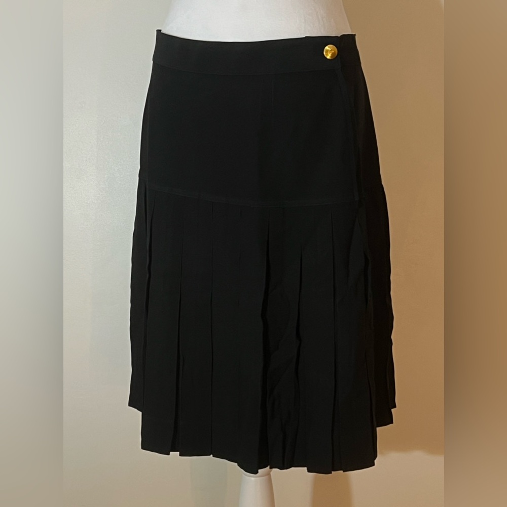 CHANEL Pleated Black Midi Skirt w Gold CC Button, Vintage